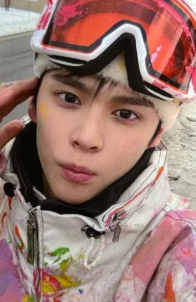 All of You UNIVERSAL LUCKY DRAW