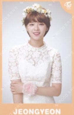 1st TOUR 'TWICELAND : The Opening' ENCORE Photocard JEONGYEON photocard image