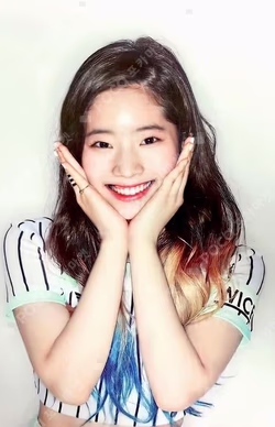 PAGE TWO DAHYUN photocard image