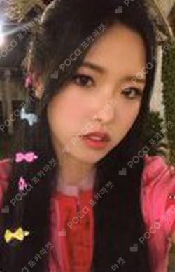 [12:00] C Olivia Hye photocard image