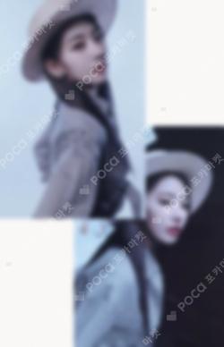 FEARLESS Monochrome Bouquet Ver. SAKURA photocard image