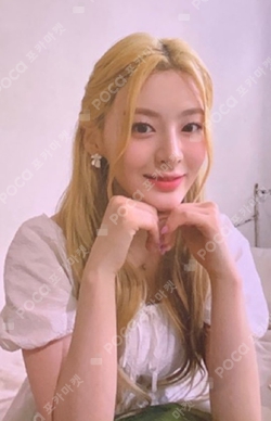 Pocamarket, STAYC Seeun WE NEED LOVE BROADCAST K-pop Photocard