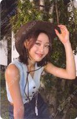 [12:00] B Yves photocard image