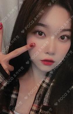 the collective soul and unconscious: chapter one KPOP MERCH TSUKI photocard image