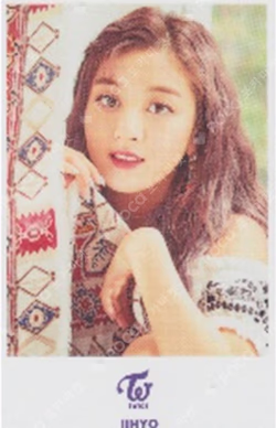 1st Arena Tour 2018 BDZ Photocard set JIHYO photocard image