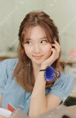 TWICE UNIV. FASHION CLUB Trading Card