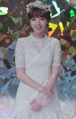 1st TOUR 'TWICELAND : The Opening' ENCORE Photocard