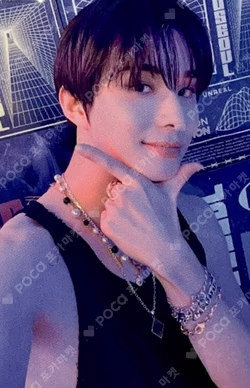 2 Baddies NCT 127 X Peaches. Pop-up @ D8NE STORE T-SHIRT / CAP