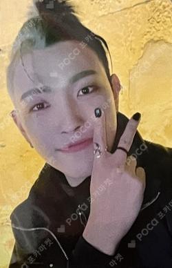 THE WORLD EP.1 : MOVEMENT MOKKET SHOP HONGJOONG photocard image