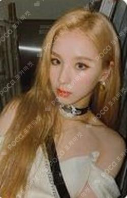 [&] C HeeJin photocard image