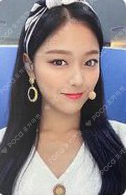 [12:00] MYMUSICTASTE HyunJin photocard image