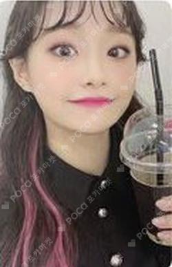 [#] B Chuu photocard image