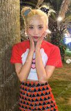 [12:00] C Kim Lip photocard image