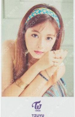 1st Arena Tour 2018 BDZ Photocard set TZUYU photocard image