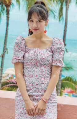 Twaii's Shop Trading Card