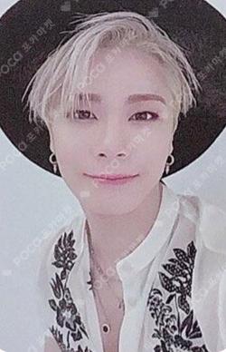 SWITCH ON MOONBIN photocard image