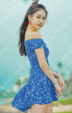 Twaii's Shop Trading Card MINA photocard image