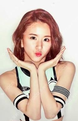 PAGE TWO CHAEYOUNG photocard image