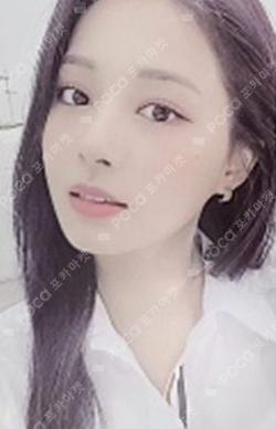 TWICE TZUYU photocard image