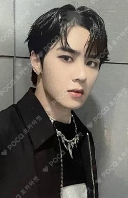 NCT KUN photocard image