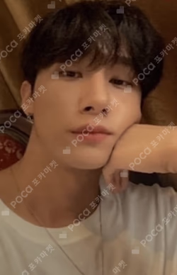 Baverse I.M photocard image