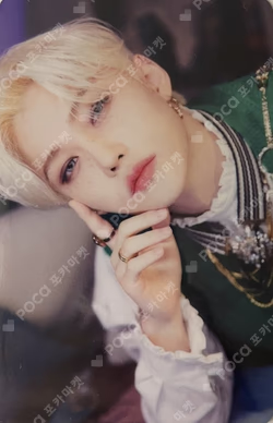 STRAY KIDS x SKZOO POP-UP STORE 'THE VICTORY' RANDOM PHOTOCARD PACK