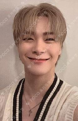 All Yours ME Ver. MOONBIN photocard image