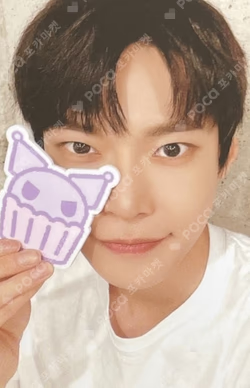 NCT X SANRIO PHOTO CARD HOLDER KEY RING + PHOTO CARD SET