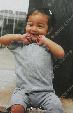 THE STORY BEGINS JIHYO photocard image