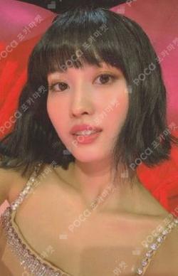 Eyes wide open MOMO photocard image