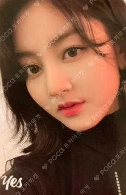 YES or YES JIHYO photocard image