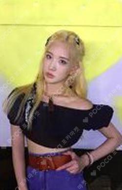 [12:00] B Kim Lip photocard image