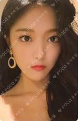 [12:00] A HyunJin photocard image