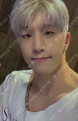 SWITCH ON APPLEMUSIC JINJIN photocard image