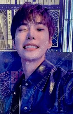 2 Baddies NCT 127 X Peaches. Pop-up @ D8NE STORE T-SHIRT / CAP DOYOUNG photocard image