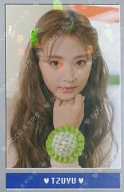 TWICE UNIV. FASHION CLUB Trading Card