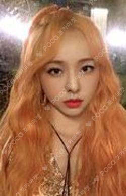 [12:00] B ViVi photocard image