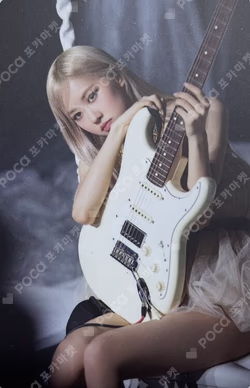 2021 BLACKPINK: The Show DVD ROSE photocard image