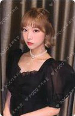 [12:00] A YeoJin photocard image