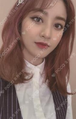 Eyes wide open JIHYO photocard image