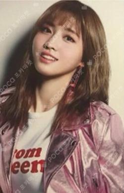 TWICE MOMO photocard image