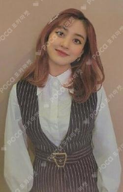 Eyes wide open JIHYO photocard image