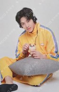 Winter Edition Photocard Set A DOWOON photocard image