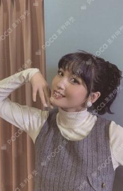 TWICE MOMO photocard image