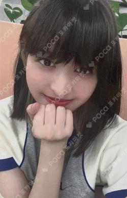 1st OFFICIAL MERCHANDISE Lily photocard image