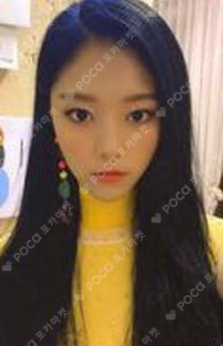 [12:00] C HyunJin photocard image