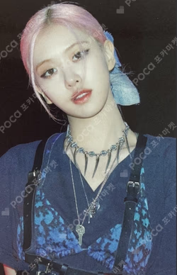 [4+1] The Album Photobook ROSE photocard image