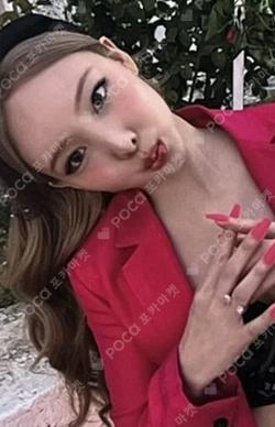 TWICE NAYEON photocard image