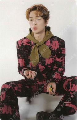 Dice Hottracks ONEW photocard image