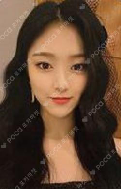 [12:00] A HyunJin photocard image